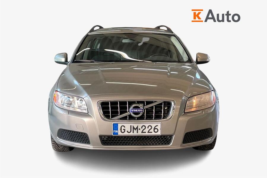 Volvo V70 vaihtoauto