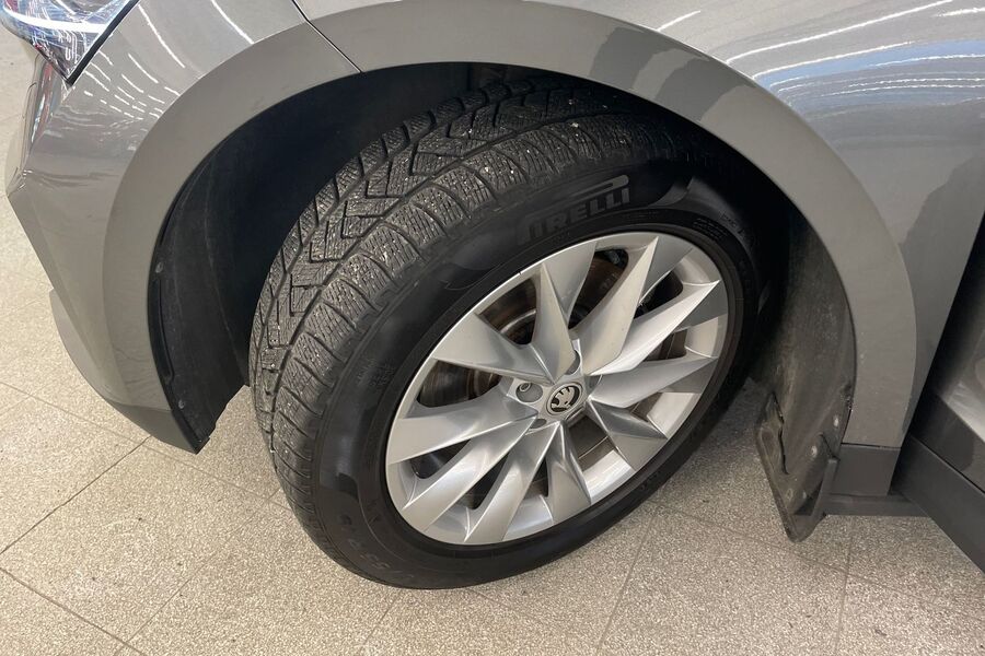 Skoda Enyaq vaihtoauto