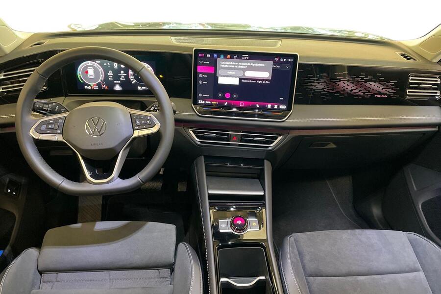 Volkswagen Tiguan vaihtoauto