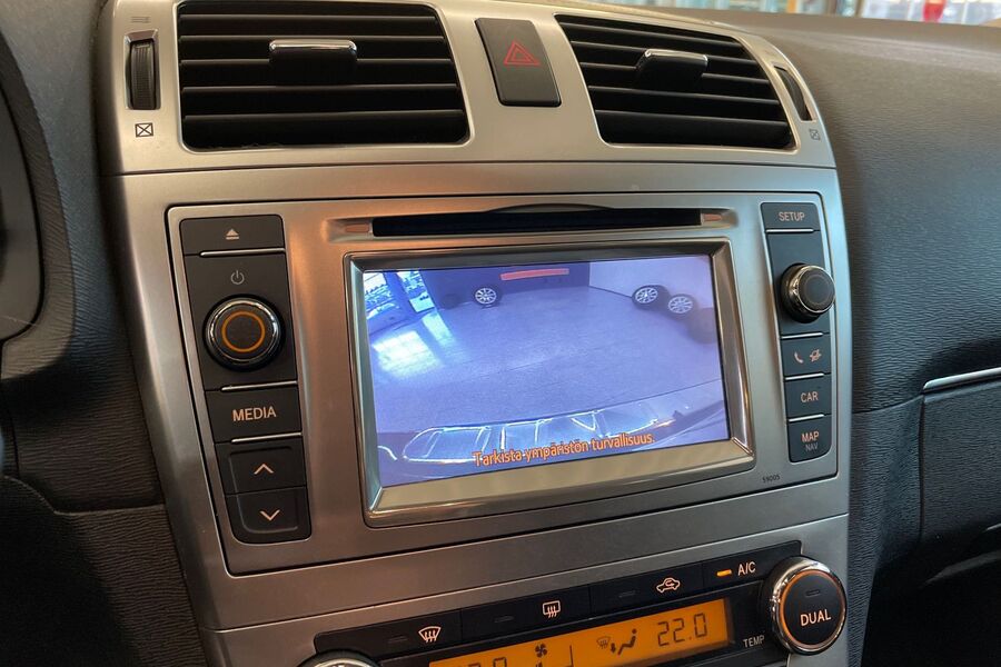 Toyota Avensis vaihtoauto