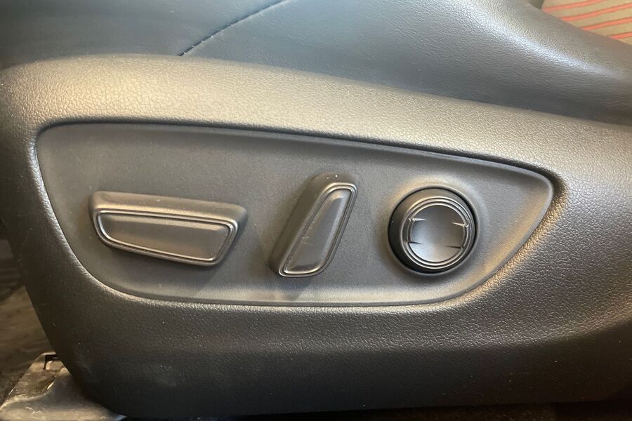 Suzuki Across vaihtoauto