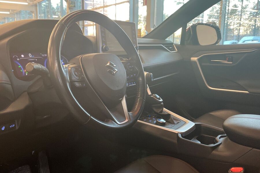 Suzuki Across vaihtoauto