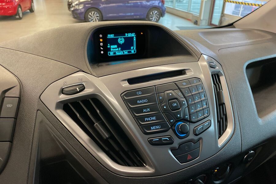 Ford Transit Custom vaihtoauto