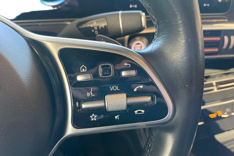 Mercedes-Benz EQC vaihtoauto