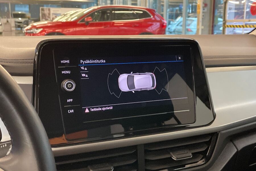 Volkswagen T-Roc vaihtoauto