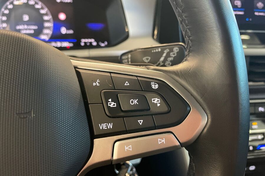 Volkswagen T-Roc vaihtoauto