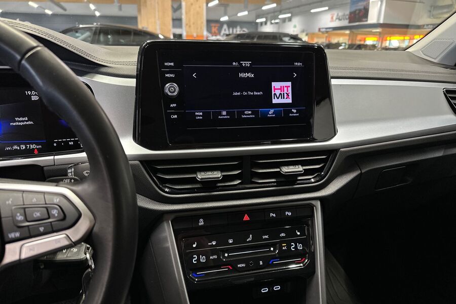 Volkswagen T-Roc vaihtoauto