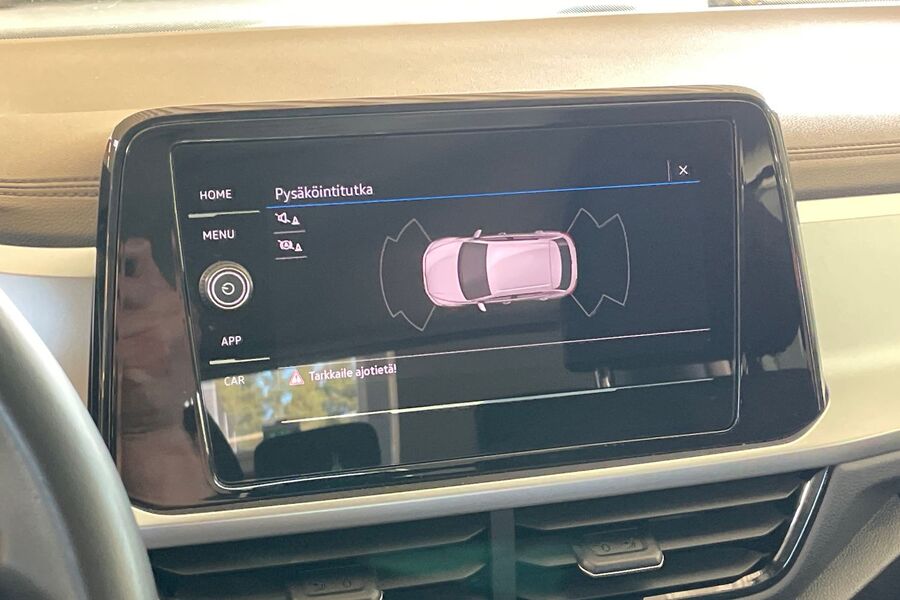 Volkswagen T-Roc vaihtoauto