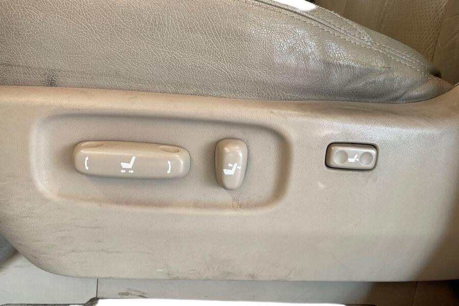 Toyota Land Cruiser vaihtoauto