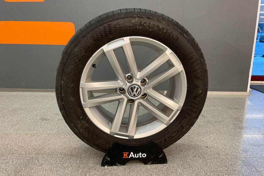 Volkswagen Amarok vaihtoauto