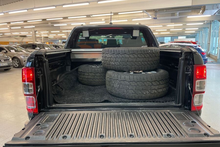 Ford Ranger vaihtoauto