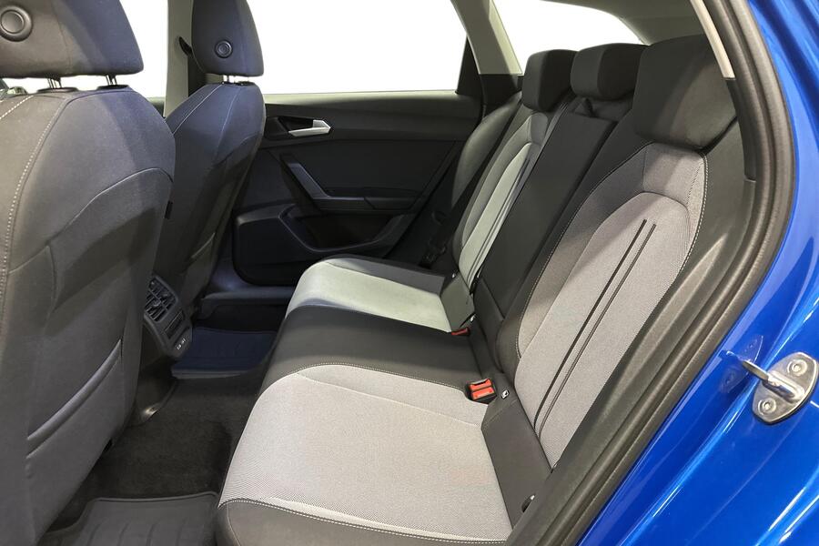 SEAT Leon Sportstourer vaihtoauto