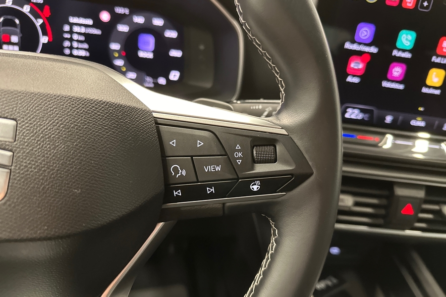 SEAT Leon Sportstourer vaihtoauto