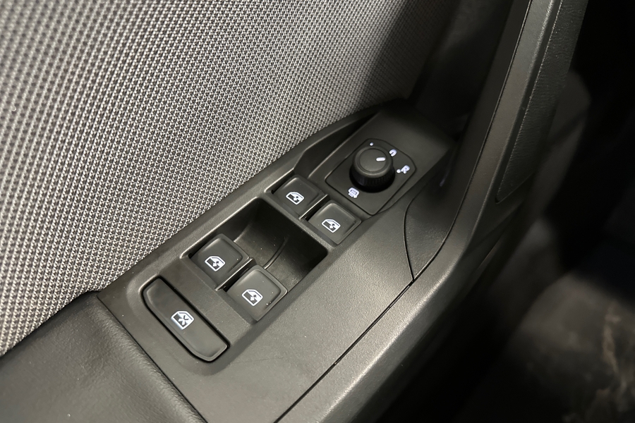 SEAT Leon Sportstourer vaihtoauto