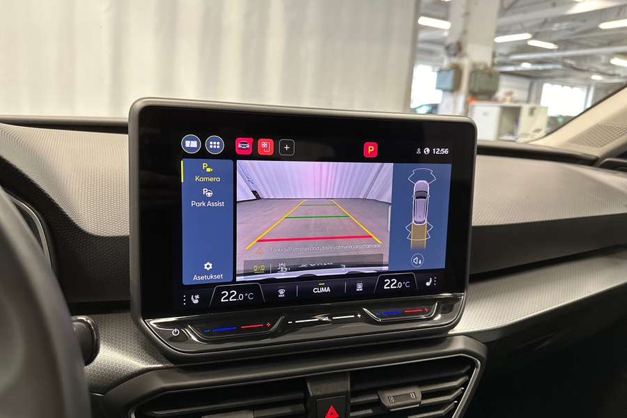 SEAT Leon Sportstourer vaihtoauto