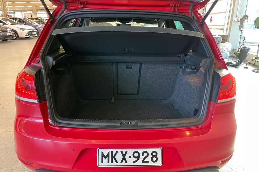 Volkswagen Golf vaihtoauto