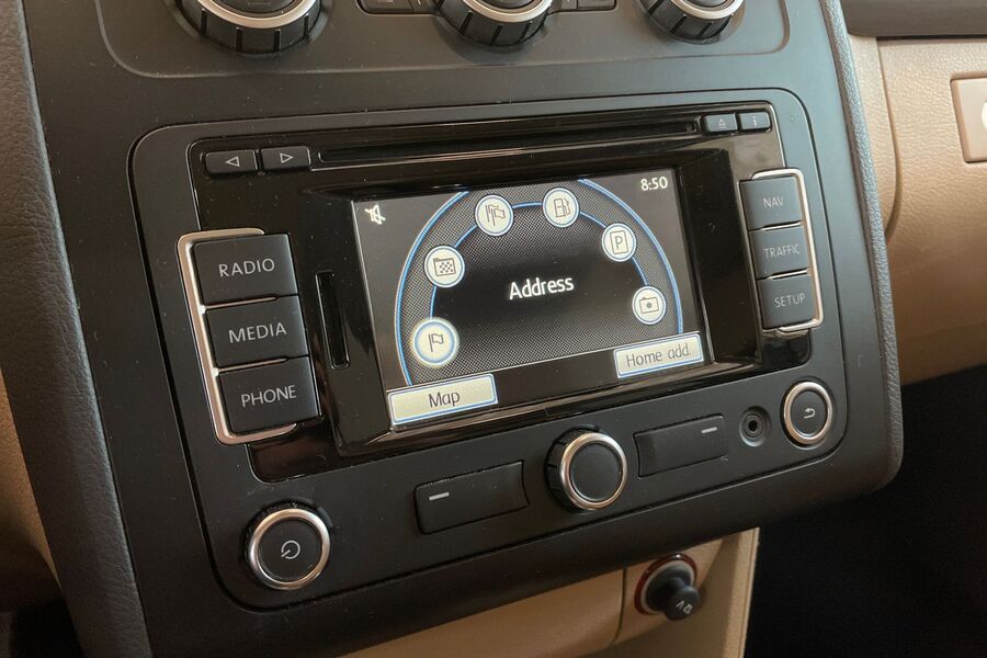 Volkswagen Touran vaihtoauto