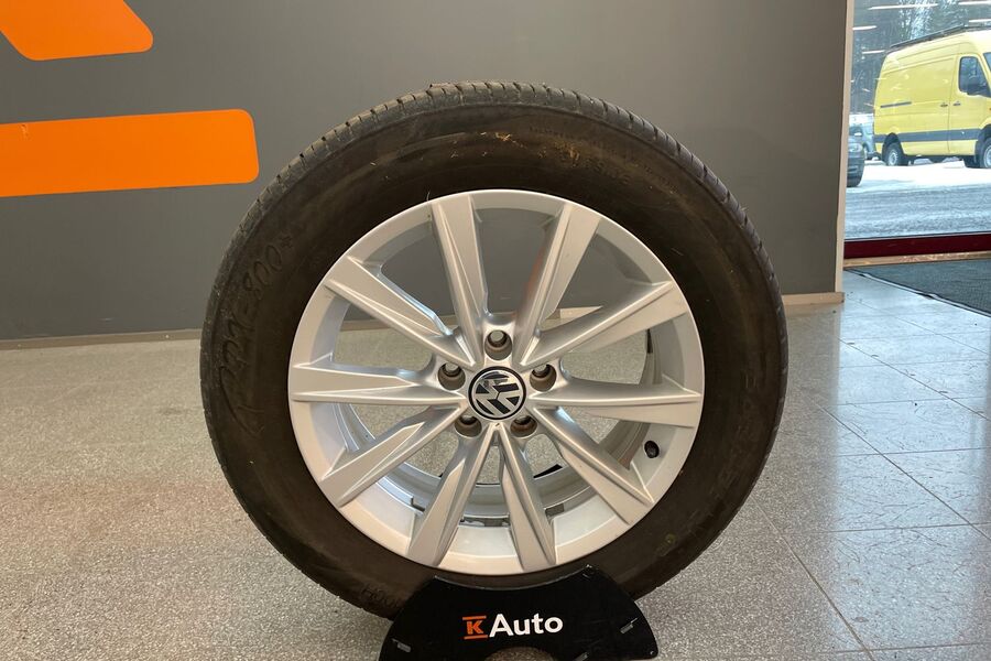 Volkswagen Tiguan vaihtoauto