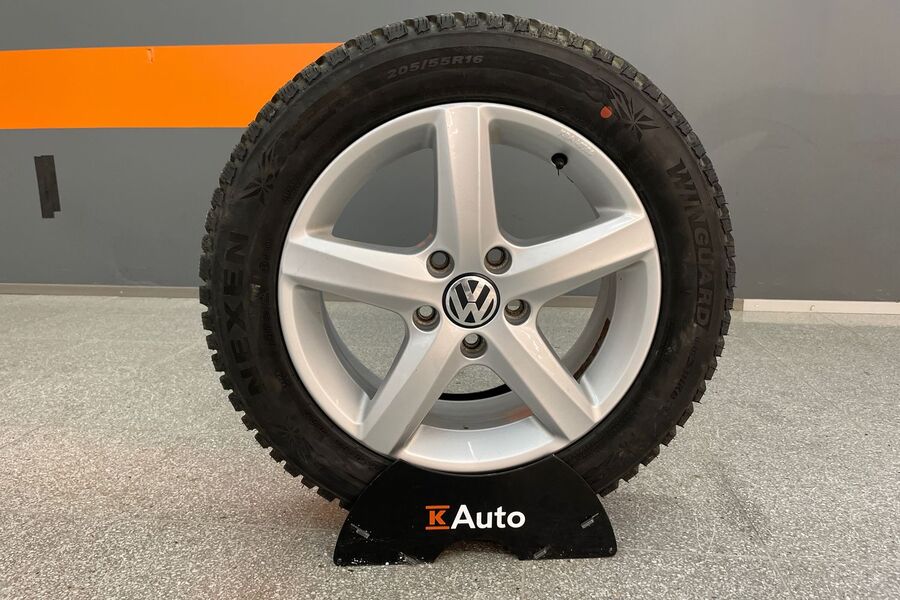 Volkswagen Caddy Maxi vaihtoauto