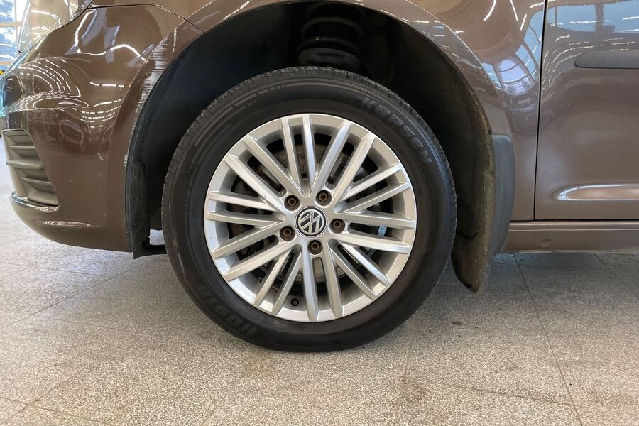 Volkswagen Caddy Maxi vaihtoauto