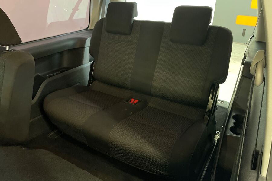 Volkswagen Caddy Maxi vaihtoauto