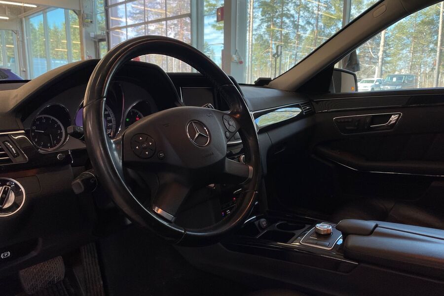 Mercedes-Benz E vaihtoauto