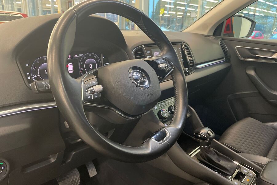 Skoda Karoq vaihtoauto