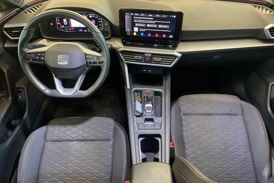 SEAT Leon Sportstourer vaihtoauto