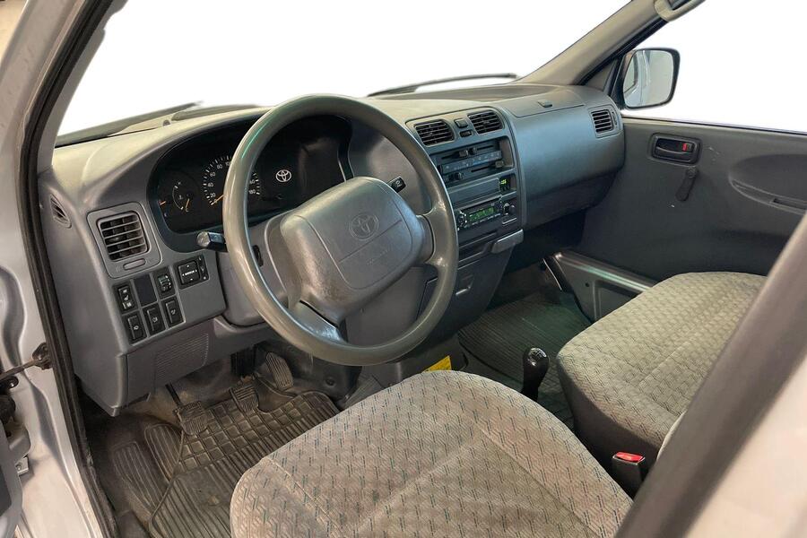 Toyota Hiace vaihtoauto