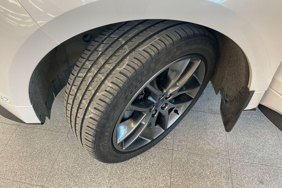 Ford Edge vaihtoauto