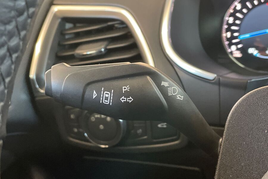 Ford Edge vaihtoauto