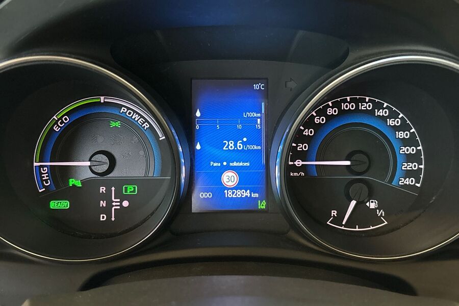 Toyota Auris vaihtoauto