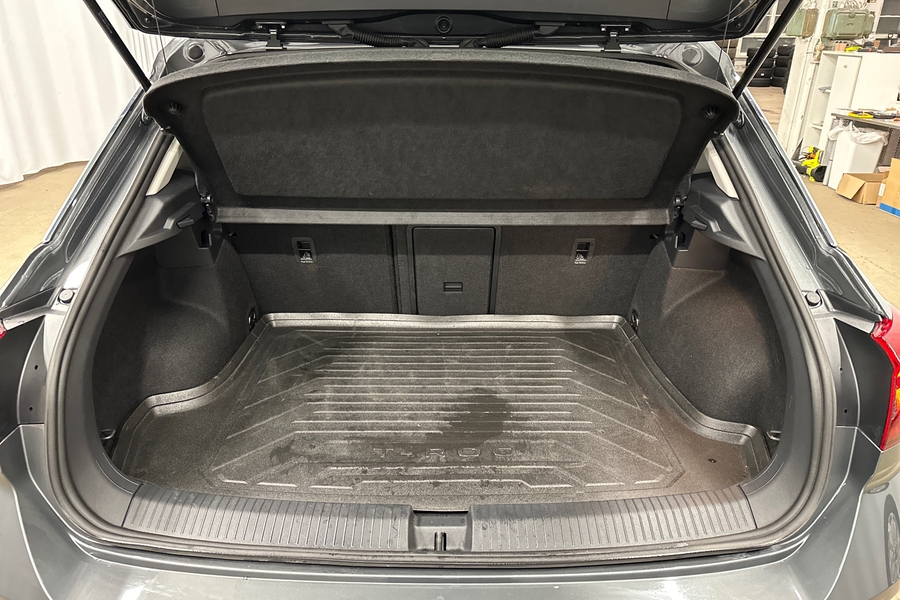 Volkswagen T-Roc vaihtoauto