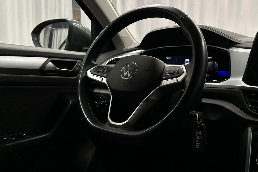 Volkswagen T-Roc vaihtoauto