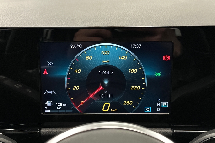 Mercedes-Benz GLA vaihtoauto