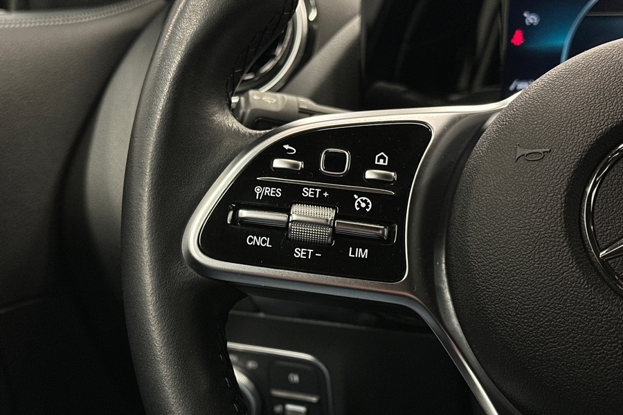 Mercedes-Benz GLA vaihtoauto