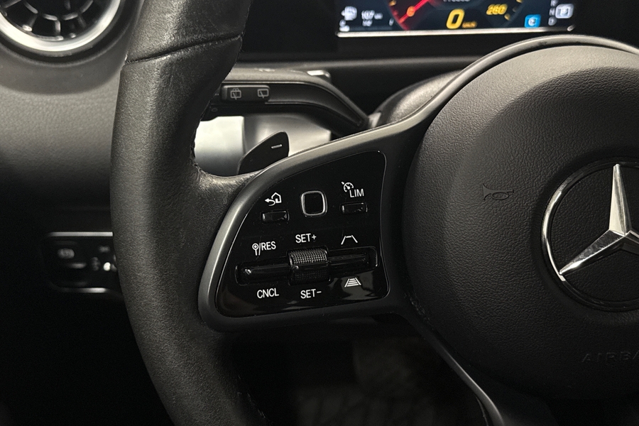 Mercedes-Benz GLB vaihtoauto