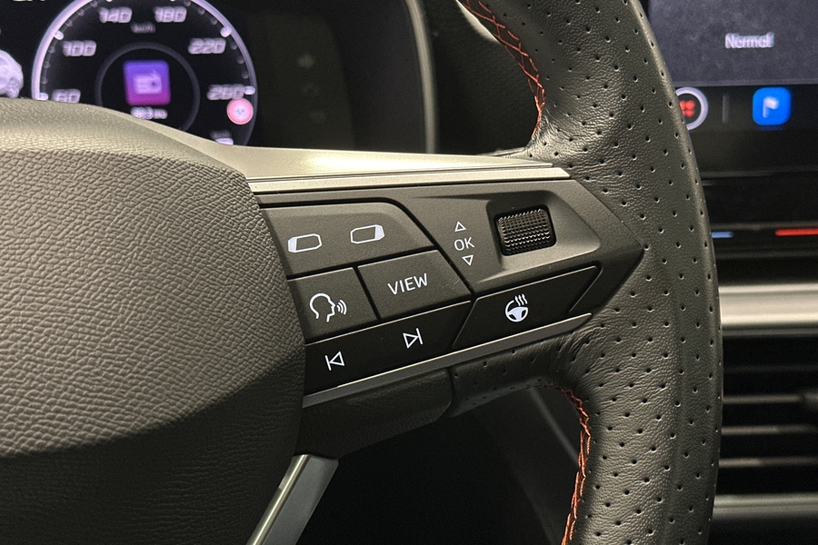 SEAT Leon Sportstourer vaihtoauto