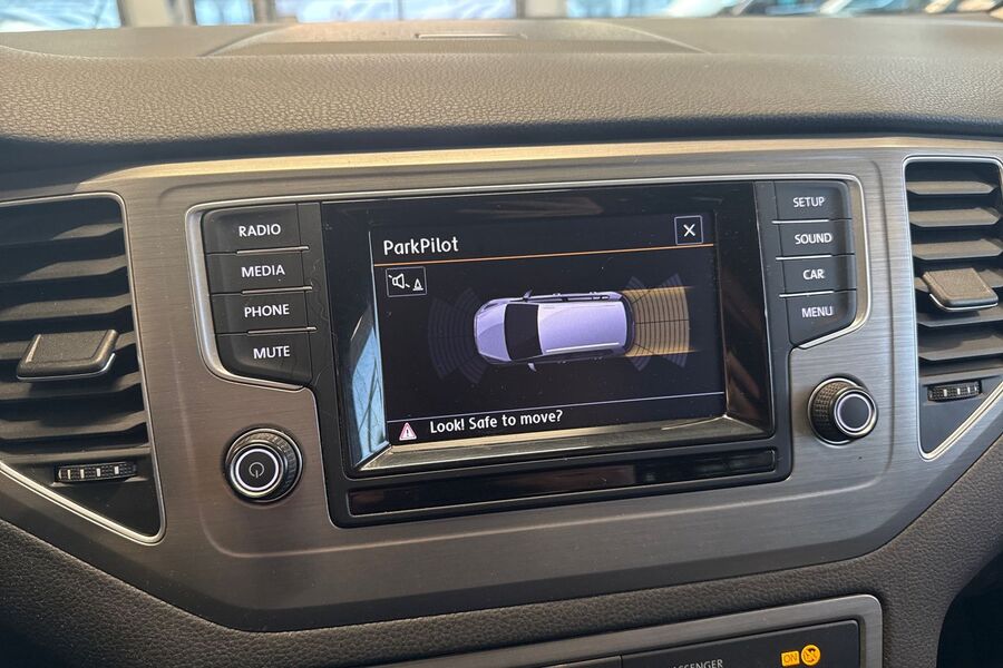 Volkswagen Golf Sportsvan vaihtoauto