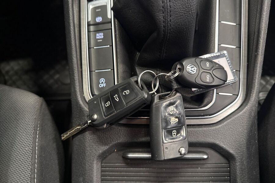 Volkswagen Golf Sportsvan vaihtoauto