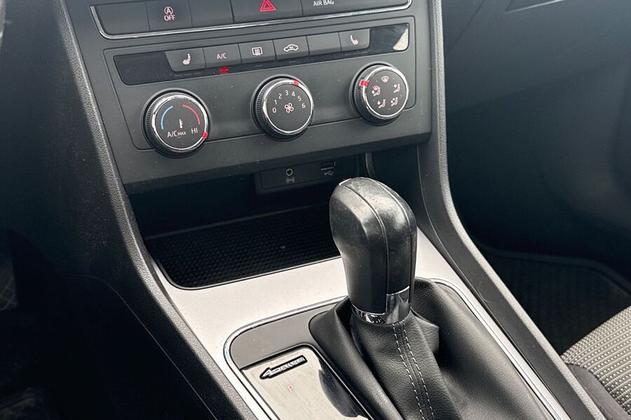 SEAT Leon ST vaihtoauto