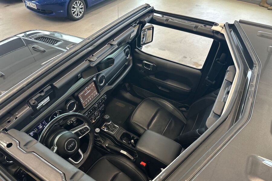 Jeep Wrangler vaihtoauto