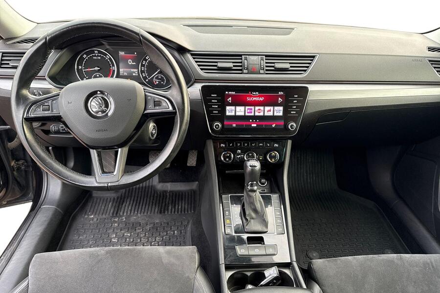 Skoda Superb vaihtoauto