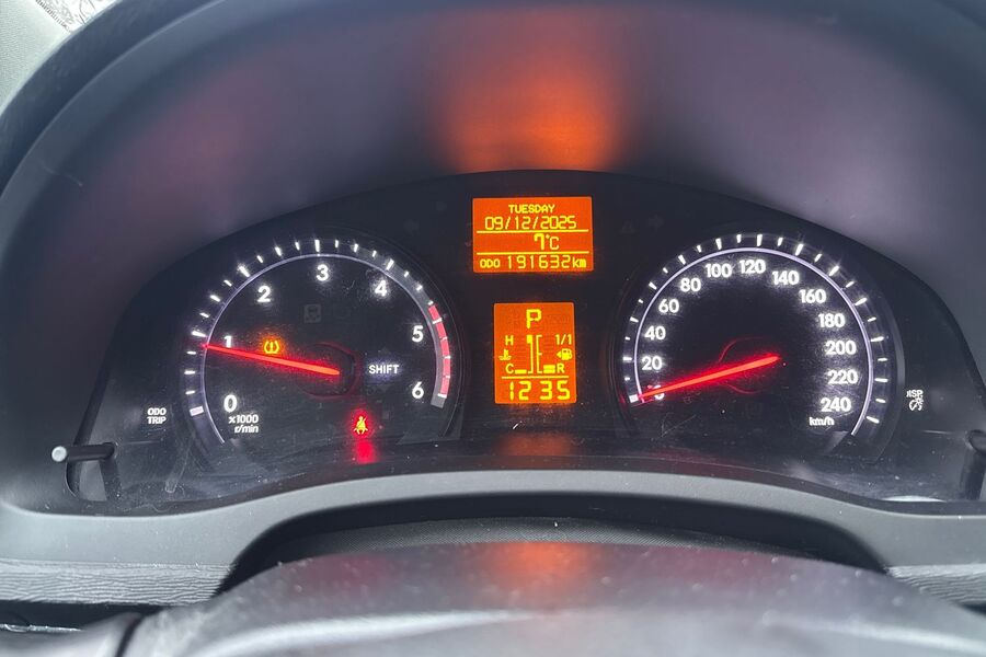 Toyota Avensis vaihtoauto