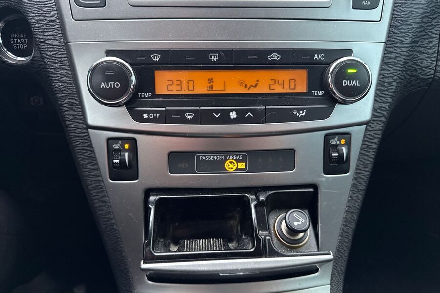 Toyota Avensis vaihtoauto