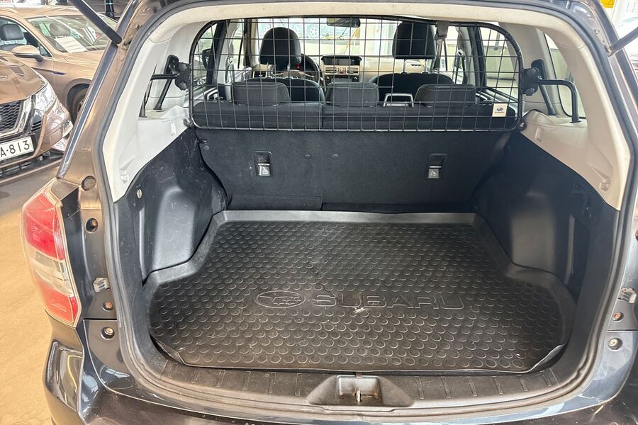 Subaru Forester vaihtoauto