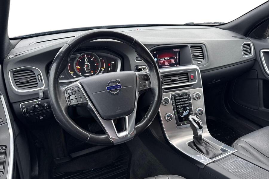 Volvo V60 Cross Country vaihtoauto