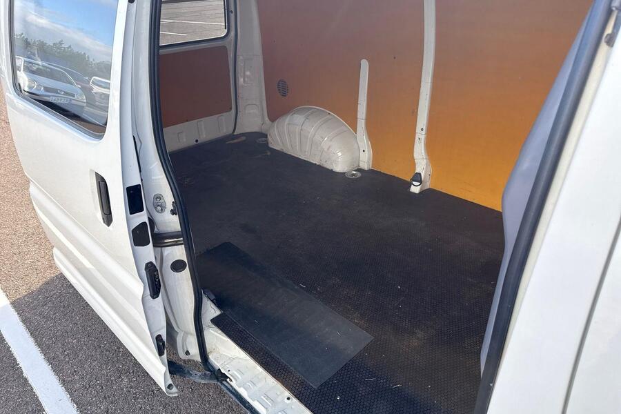 Toyota Hiace vaihtoauto