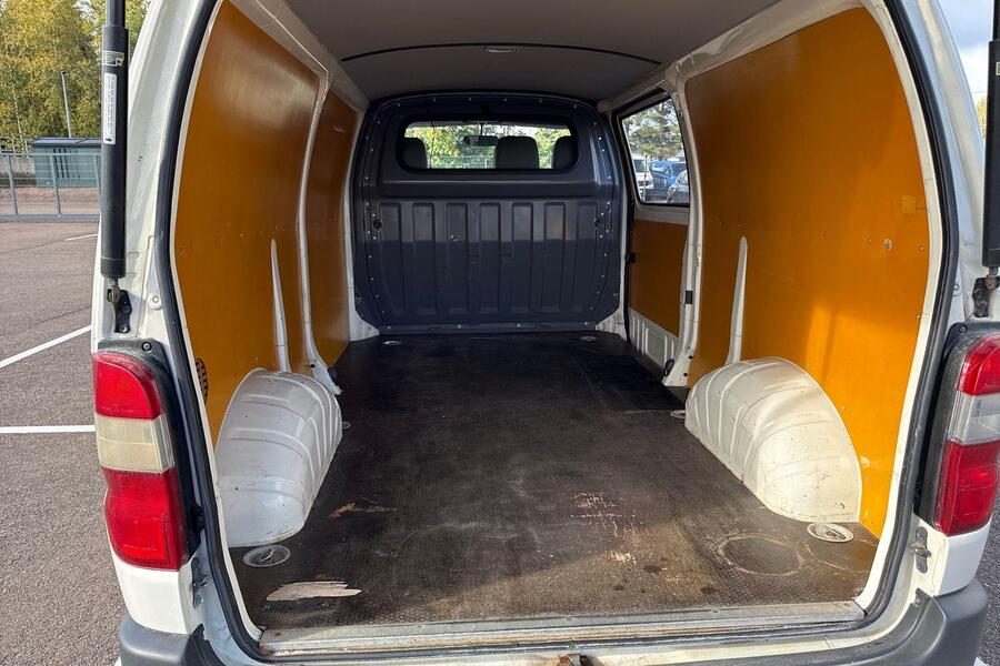 Toyota Hiace vaihtoauto