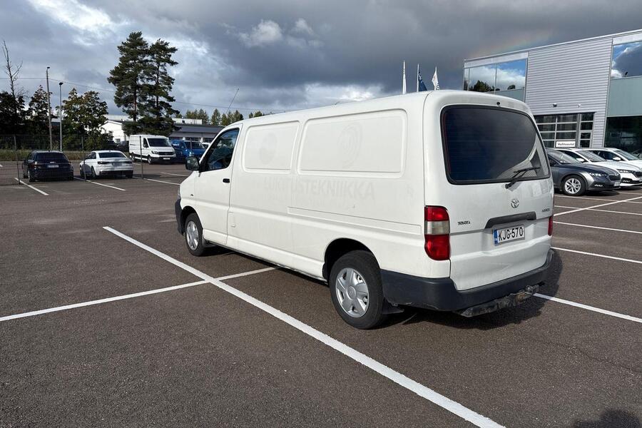 Toyota Hiace vaihtoauto